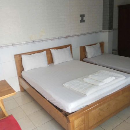 Khach San Hoa Anh Anh Hotel Хошимин Екстериор снимка