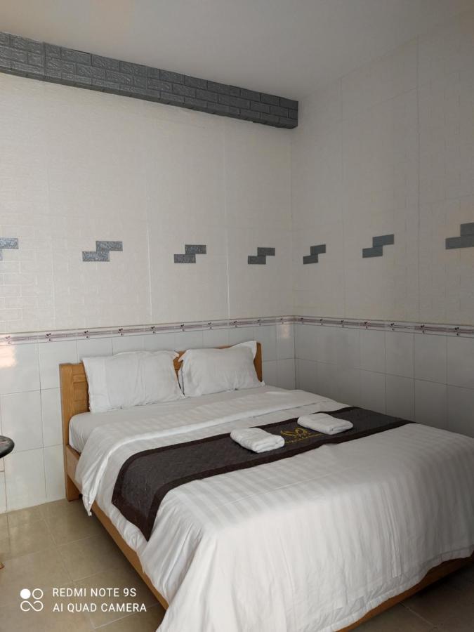 Khach San Hoa Anh Anh Hotel Хошимин Екстериор снимка