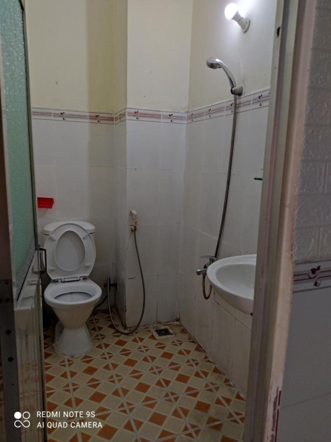 Khach San Hoa Anh Anh Hotel Хошимин Екстериор снимка