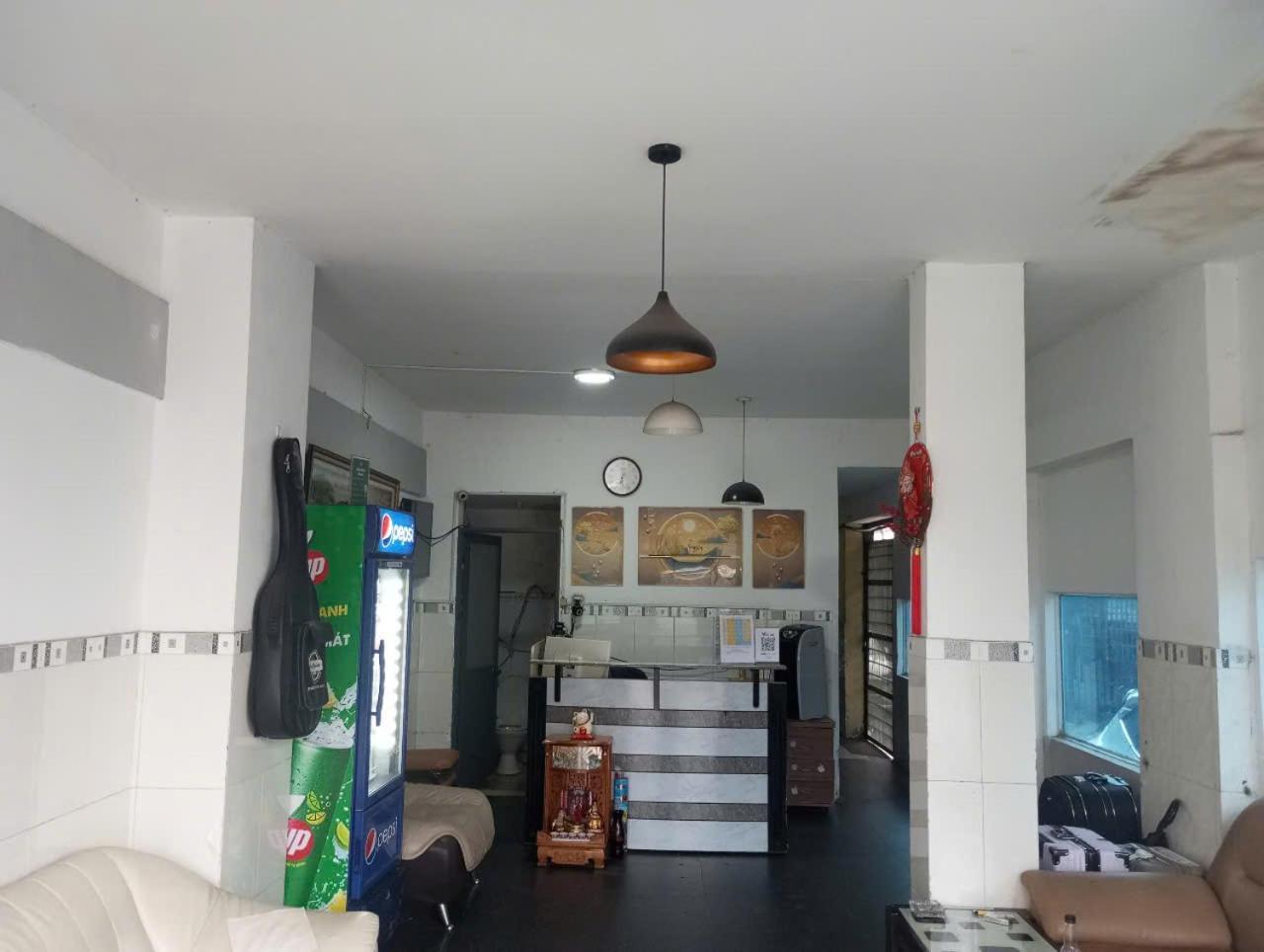 Khach San Hoa Anh Anh Hotel Хошимин Екстериор снимка